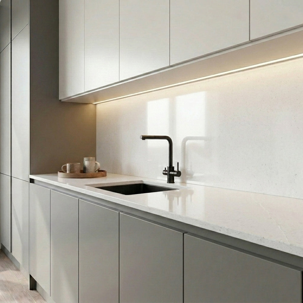 Pearl Frost fine grain quartz detail, Marmo Finish